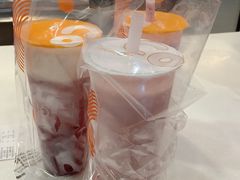 奶霜草莓果茶-CoCo都可(嘉定日月光店)