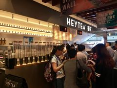 等位区-喜茶(上海正大广场店)