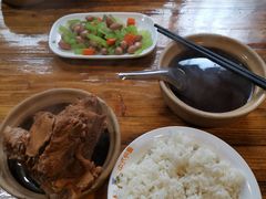 -万和春排骨砂锅米饭(湖北路店)