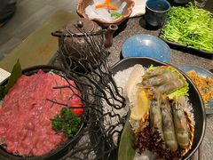 -湊湊火锅·茶憩(打浦桥日月光店)