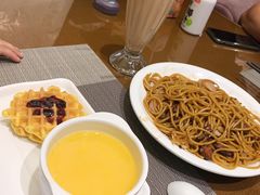-戈尔登酒店·满堂彩咖啡厅
