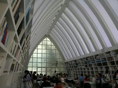 -钟书阁(松江泰晤士小镇店)