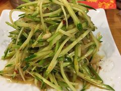 -篱笆院东北饺子王(欧阳路店)