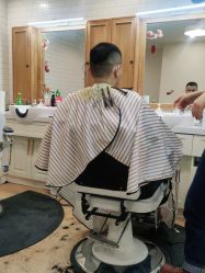 -韦恩先生Barbershop英式男士理发馆