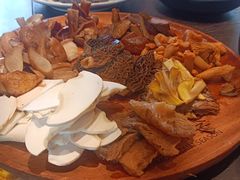 -芸鲜季·云南野生菌餐厅· 云南风物味研社(闵行店)