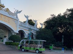 -龙凤山庄影视度假村