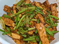 青椒湘潭花石香干-烹湘·鲜炒湖南土菜(海珠店)