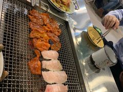 -马路牙子烧烤音乐酒馆(望京店)