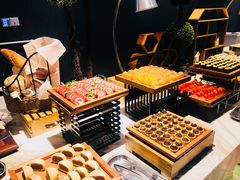 -筠咖啡西餐厅(上海国展宝龙丽筠酒店)