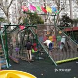 复古风的乐园，小小勇士要释放满满电力