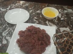 -啊美丽炭火烤肉(滑翔一店)