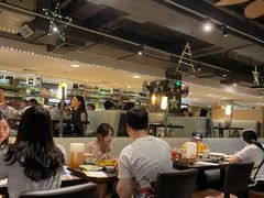 大堂-大头虾越式风味餐厅(光明广场店)