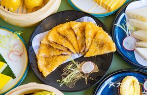 Tangerine Bean Paste Crispy Thin Pastry