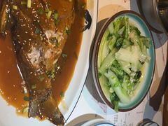 -小凤庭·地道湖北菜武昌鱼·藕汤(38年黄鹤楼店)