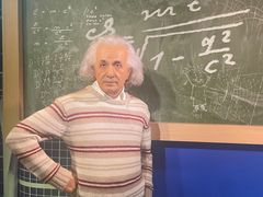 -曼谷杜莎夫人蜡像馆