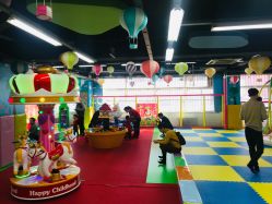 -A+B童品流行馆(中心店)