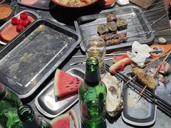 -马路牙子烧烤音乐酒馆(望京店)