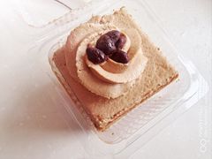 -红宝石·鲜奶小方·海派西点房(丰庄店)