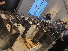 -喜茶(深圳万象城黑金店)