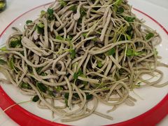 -小柒家第一锹东北菜(城关店)