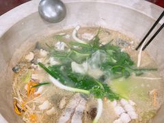 -姚记抚仙湖野生菌石锅鱼庄