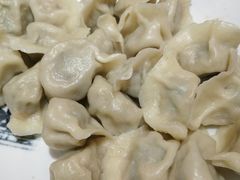 -东来菜馆•手抓海鲜家常菜•海鲜锅贴(鸽子窝店)
