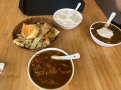 -穆彦华逍遥镇胡辣汤(岗坡路店)