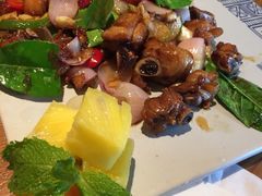 -云海肴·汽锅鸡·云南菜(天山百盛优客店)