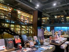 -半山书局(新世纪商城店)