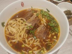 -康师傅私房牛肉面(马泉营奥莱店)