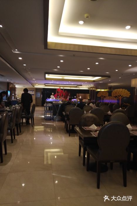 晶丽香榭自助餐(南京大饭店)大堂图片