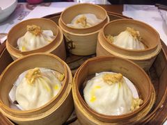 手拆蟹粉小笼汤包-南小馆(迪士尼小镇店)