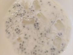 -燕庭·纯燕窝·甜品下午茶(南京西路店)