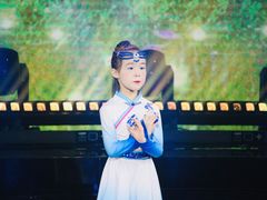 -小荧星艺校(大宁分校)