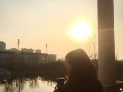 -一米阳光咖啡店(百通尚风尚水店)