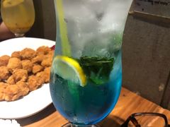 蓝精灵气泡水-花腰餐吧Bistro烧烤 傣味(传媒大学店)