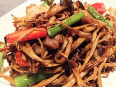 -吴越荣记苏州菜·松鼠桂鱼100%活鱼现做(斜塘老街店)