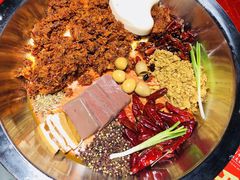 经典谭鸭血红锅-谭鸭血(金华永盛店)