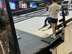 -Hopo Snow 城市滑雪空间(来福士广场购物中心店)