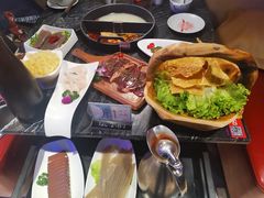 -热火朝天鲜切牛肉火锅(南强街巷店)