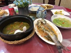 -小陆莲花蟹园农家乐(莲花岛店)