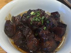 -头上红煨盐鸡·非遗院子餐厅
