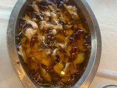 -鑫巴蜀小镇 · 水煮鱼专研店(玉桥店)