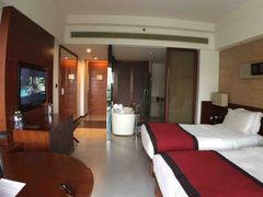 -三亚湾海居铂尔曼度假酒店