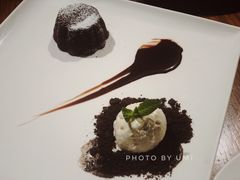 巧克力熔岩蛋糕-弗兰克牛排西餐厅Ribone steak house(柠檬花园店)