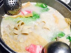 -煲宫猪肚鸡(昆山金鹰国际购物中心店)