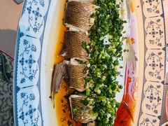 非遗葱香白鱼-千百味红餐厅·非遗江西菜(绿地双子塔总店)