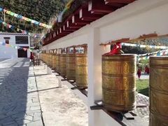 -噶丹松赞林寺