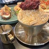 在国王冰室吃到了惊喜的汉堡和松饼冰淇淋