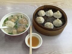 -珊珊小笼馆(仙霞路店)